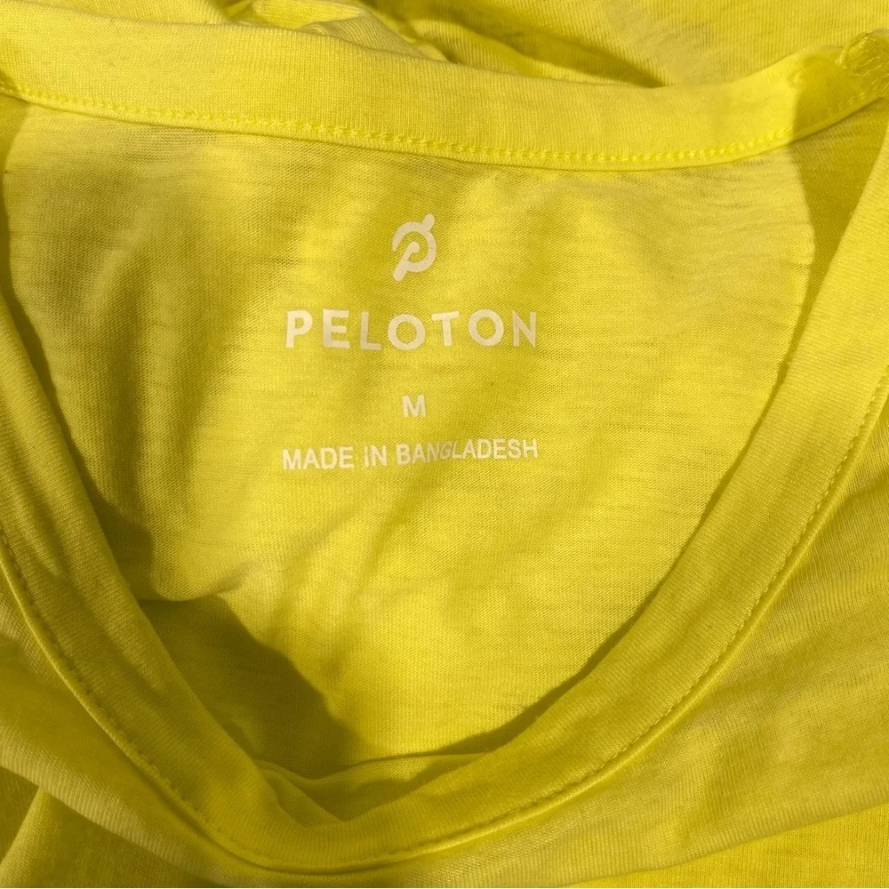 Peloton Yellow and Blue Sleeveless Top and leggings workout set medium